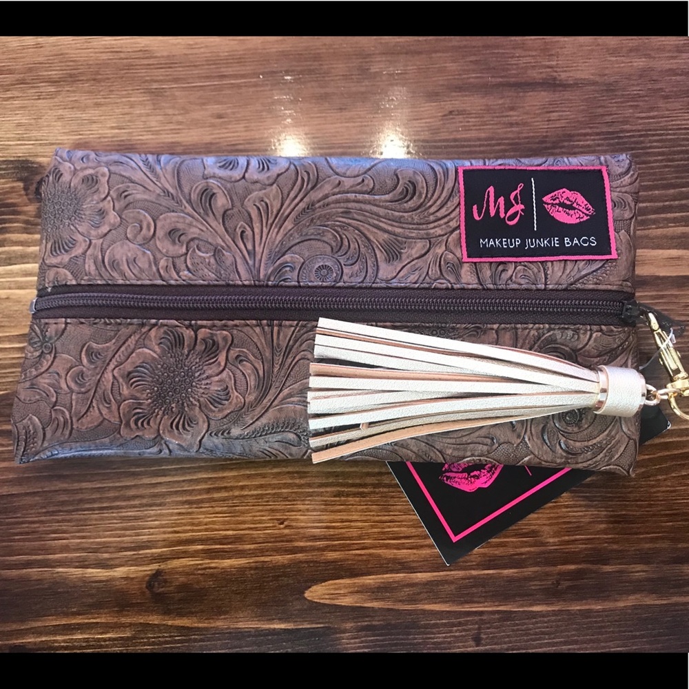 Mini Makeup Junkie Bag- Amarillo